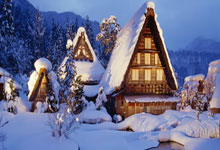 AG旗舰厅：暑期大学生化身“安全泳士” 教“星孩”畅享泳池.